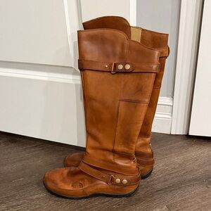 The North Face Women's Brown Leather Boots